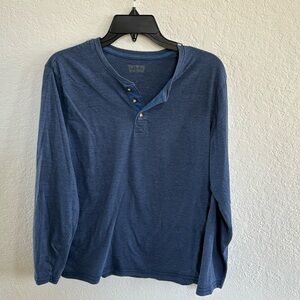 Levi's Navy Long Sleeve Tee T-shirt